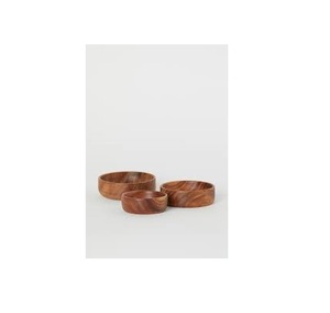 Cuenco de madera de acacia para servir ensaladas de frutas, cuenco de madera hecho a mano con logotipo personalizado ecológico a bajo precio - Product Image 2