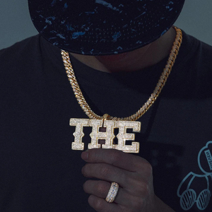 Alta calidad 10kt oro sólido Moissanite VVS diamante joyería letra personalizada colgante Hip Hop colgantes finos para regalo - Product Image 1