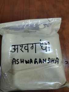 Polvo Orgánico 100% Vegano para el Cabello, Ashwagandha, Hojas de Curry, Tulsi, para Reparar el Cabello Dañado, Fórmula 2 en 1 para el Crecimiento del Cabello - Product Image 4