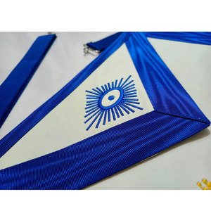 Delantal Masonic Blue Lodge Marshal: piel sintética, corona bordada y emblema - Product Image 5