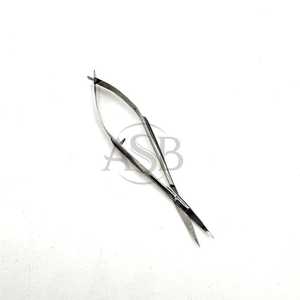 กรรไกรสปริงโค้งแบบขัดเงา ผลิตตามสั่ง พิมพ์โลโก้ เครื่องมือเสริมความงาม สแตนเลส ความแม่นยำสูง รับผลิตแบบ OEM - Product Image 6