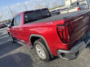 GM_C Sierra 1500 SLT V8 5.3L 4WD d'occasion propre 2019 - Product Image 4
