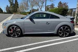 Audi TT RS 2020, tracción total, motor de gasolina de aspiración natural, automático de 7 velocidades, volante a la izquierda, SUV, neumáticos R18, techo corredizo panorámico, control adaptativo de crucero - Product Image 6