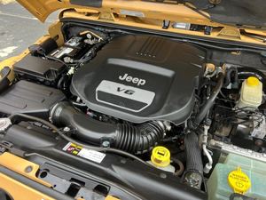 J-e-e-p Wrang_ler Unlimited Ru_bicon 4WD 2014 d'occasion - Product Image 2