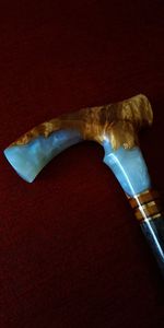 Bâton de marche en résine de bois antidérapant fait à la main avec poignée multi-forme Stong pour la réadaptation des personnes âgées - Product Image 3