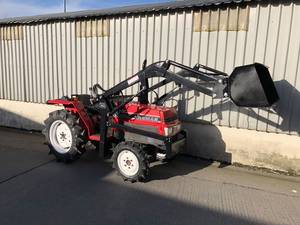 Tracteur compact à roues F-24D 24HP 4x4 avec chargeur frontal, moteur diesel 3 cylindres 1,4L, direction assistée manuelle 9F/3R, livraison gratuite - Product Image 4