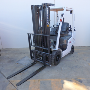 Offre Spéciale TCM30 3 tonnes en bon état peinture originale bas prix belle qualité excellent état de fonctionnement chariot élévateur d'occasion à vendre - Product Image 4