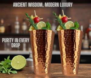 Patrón de vaso martillado de cobre perfecto para una experiencia de bebida pura y sabor natural - Product Image 5