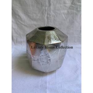 Ensemble de 2 pots en aluminium couleur argent martelé design brillant poli avec cadre de couleur noire et support décor de balcon design - Product Image 5