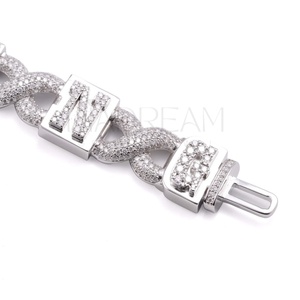 Bracelet pour homme plaqué or avec diamants taillés rond et baguette, design unique, style hip-hop, élégant - Product Image 4