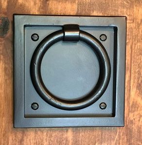 Aldaba de puerta de latón Vintage duradero clásico Echo de hierro Instalación de tornillo moderno Más vendido para uso en la entrada del dormitorio - Product Image 6