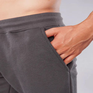Nuevos pantalones cortos de algodón 100% de alta calidad para hombres y ropa de entrenamiento Patrón sólido con pantalones cortos con logotipo para Unisex - Product Image 5