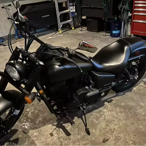 PRÊT À ROULER 2025 – Moto Cruiser Honda Shadow 700 à vendre - Product Image 1