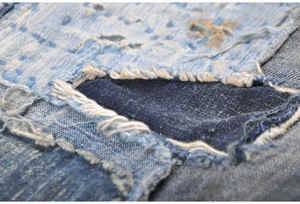 กางเกงยีนส์เดนิมทรงญี่ปุ่นแบบซิลเวดจ์ ดีไซน์ใหม่ล่าสุด คุณภาพสูง สไตล์วินเทจ ลุคทำสีซีดแบบดิสเทรส พร้อมแพทช์ตกแต่ง - Product Image 4