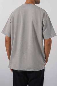 เสื้อยืดผู้ชายแบบสั่งทำผ้าถักระบายอากาศได้พร้อมลายตัวอักษรบริการ OEM และตัวเลือกเปล่า - Product Image 3