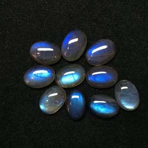 Vente en gros 8x10mm naturel AAA de haute qualité Labradorite IGI certifié traité thermiquement bleu ovale Cabochon pierre précieuse approvisionnement en vrac en vrac - Product Image 4