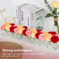 Vente en gros de Vases nordiques de luxe en forme de cristal, pièce centrale Lucite moderne Unique en acrylique livre Vase à fleurs pour mariage