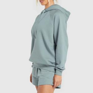 Sweat-shirt long oversize pour femme en velours doux, coupe décontractée, style streetwear, chaud pour l'hiver, avec logo sur le devant - Product Image 2
