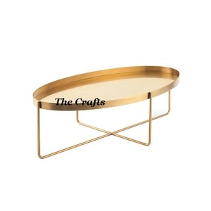 Bandeja de servicio chapada en oro de metal de diseño maravilloso con soporte para restaurante en casa y bandeja de postre de comida de hotel - Product Image 1