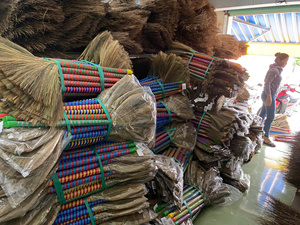 Balai à gazon du Vietnam fait à la main Balai à gazon naturel dans la maison | Balai à gazon avec pelle à poussière du Vietnam | Balai asiatique - Product Image 6