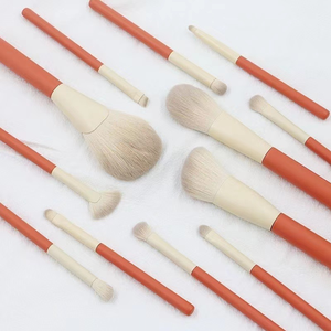 12-teiliges Eigenmarken-Weihnachtspinsel-Set rosa weiches Haar professionelles Schönheitsgeschenk-Set Reisen individuelles Logo <span class=keywords><strong>Mekap</strong></span>-Set - Product Image 3