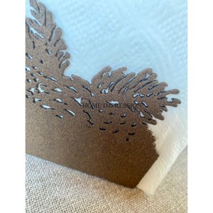 Merveilleux porte-serviettes en bois coupe concepteur de table fait à la main couleur marron porte-mouchoirs pour une utilisation régulière serviettes de fête - Product Image 4