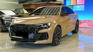 Audi RS Q8 4.0 TFSI quattro 2025, spécifications européennes, neuve/d'occasion, à vendre - Product Image 3