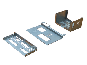 Pièces fabriquées en tôle d'acier CNC Supports de panneau de commande personnalisés et supports de plateau avec trous de perforation et ventilation par fente - Product Image 2