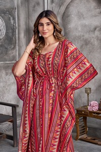 Robe maxi kaftan bohème sur mesure en modal tissé et taffetas, épaules dénudées, pour femmes, vêtements de plage et de villégiature - Product Image 2