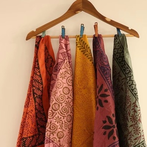 Bandanas imprimées légères pour les festivals d'été, les journées à la plage, les voyages et les couvre-chefs quotidiens - Product Image 1