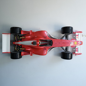 ประติมากรรมรถแข่งทำจากไฟเบอร์กลาส <span class=keywords><strong>F1</strong></span>-แบบจำลองการแสดงผลสูตรสีแดงสำหรับโชว์รูมและอีเวนต์ - Product Image 2