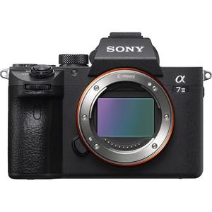 กล้องดิจิตอลแบบเปลี่ยนเลนส์ได้ A7 III ฟูลเฟรม มิเรอร์เลส พร้อมจอ LCD ขนาด 3 นิ้ว - Product Image 1
