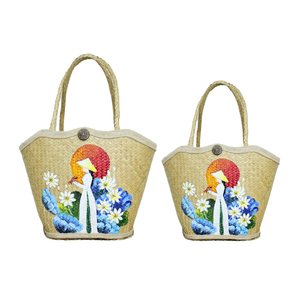 Bolso de mano ecológico hecho a mano con fibras de jacinto de agua sostenibles de alta calidad - Product Image 1