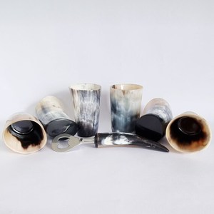 Verre en corne naturelle sculpté à la main personnalisé de haute qualité en gros pour le vin bière eau maison Restaurant hôtel inspiré de l'Inde - Product Image 1
