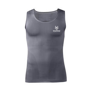 Top de compresión con diseño personalizado de tela de secado rápido para correr y gimnasio Hombres Top de compresión - Product Image 1