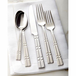Ensemble de couverts en acier inoxydable poli argenté avec long manche rond martelé dans une boîte cadeau Ensemble de couverts élégant - Product Image 3