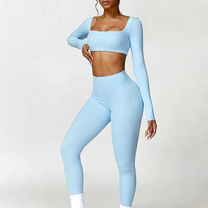 ชุดวอร์มออกกำลังกายแบบลำลองของผู้หญิงเสื้อตัวสั้นเป็นมิตรต่อสิ่งแวดล้อมสำหรับฤดูหนาวเสื้อครอปมีฮู้ดออกแบบโลโก้ได้ตามที่ต้องการ - Product Image 4