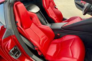 2022 Chvy-ro-let Cor-ve-tte S t i n g r a y Coupe Motor de bajo kilometraje Asientos de cuero de transmisión automática disponibles para la venta - Product Image 3