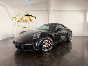 2022 911 Carrera 4S Convertible ปี 2017 เกียร์อัตโนมัติ เครื่องยนต์เบนซิน 4.0 ลิตร ล้อแม็ก R20 ภายในตกแต่งด้วยหนัง ไฟหน้า LED - Product Image 2