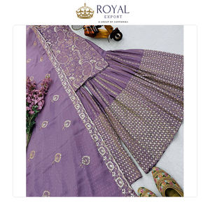 Colección de Ropa India de Diseñador de Primera Calidad, Hermoso Traje Sharara de Seda Chinnon con Bordado - Product Image 2