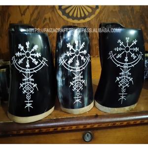 Taza de cuerno multicolor de último diseño de calidad estándar faizacraft y taza vikinga a precio mayorista para exportación desde India - Product Image 1