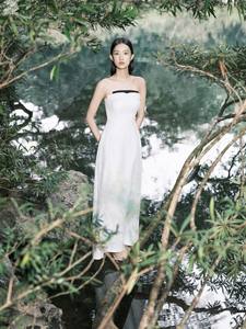 Vcel ชุดเดรส2024ทรงเอแขนกุดสีดำสีขาวประดับลูกไม้สีขาวผสมสิบส่วนดีไซน์ใหม่ล่าสุดของเวียดนาม - Product Image 6