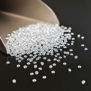 Diamant de laboratoire rond de 4,70 mm, couleur DEF, clarté VVS-VS, pour la fabrication de bijoux - Product Image 1