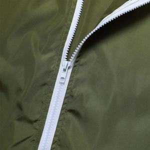 Chaqueta Cortavientos para Mujer al por Mayor, Estilo OEM, Cómoda, Personalizable, Tejido de Moda, Acolchada y Transpirable - Product Image 5