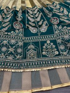 Fantaisie Mulmul Soie Vintage Style Lehenga Choli Dupatta pour fête Porter Prix de gros Fabrication de vêtements ethniques Vêtement - Product Image 4