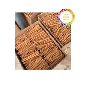 Bâtonnets de cannelle offrant un parfum chaud et sucré, excellent ingrédient pour la cuisine et les boissons, disponibles pour les commandes en gros - Product Image 2