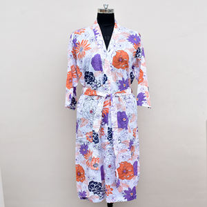 ชุดคลุมอาบน้ำกิโมโนผ้าฝ้ายพิมพ์ลาย 100% สำหรับผู้หญิง แขนยาว ผ้าเนื้อนุ่ม ความยาวเต็มตัว เหมาะสำหรับฤดูร้อน ใช้ในโรงแรม - Product Image 4