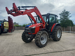 Tracteurs agricoles d'occasion Massey Ferguson 5711 4x4 avec chargeur frontal, cabine fermée, tracteurs utilitaires agricoles à vendre - Product Image 6