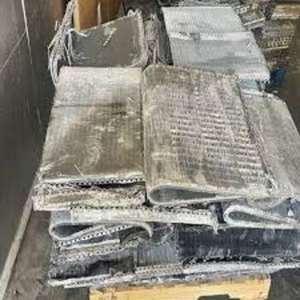 Déchets de radiateurs en aluminium et en cuivre avec une teneur en cuivre de 99,99% Fourniture en vrac - Product Image 2