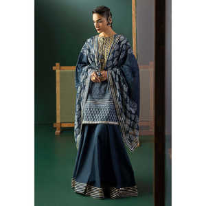 ชุดสูทผ้าลอนปักลายโกต้าสำหรับผู้หญิง 3 ชิ้น พร้อมผ้าคลุมไหล่พิมพ์ลาย รุ่น CL-62039 - Product Image 4